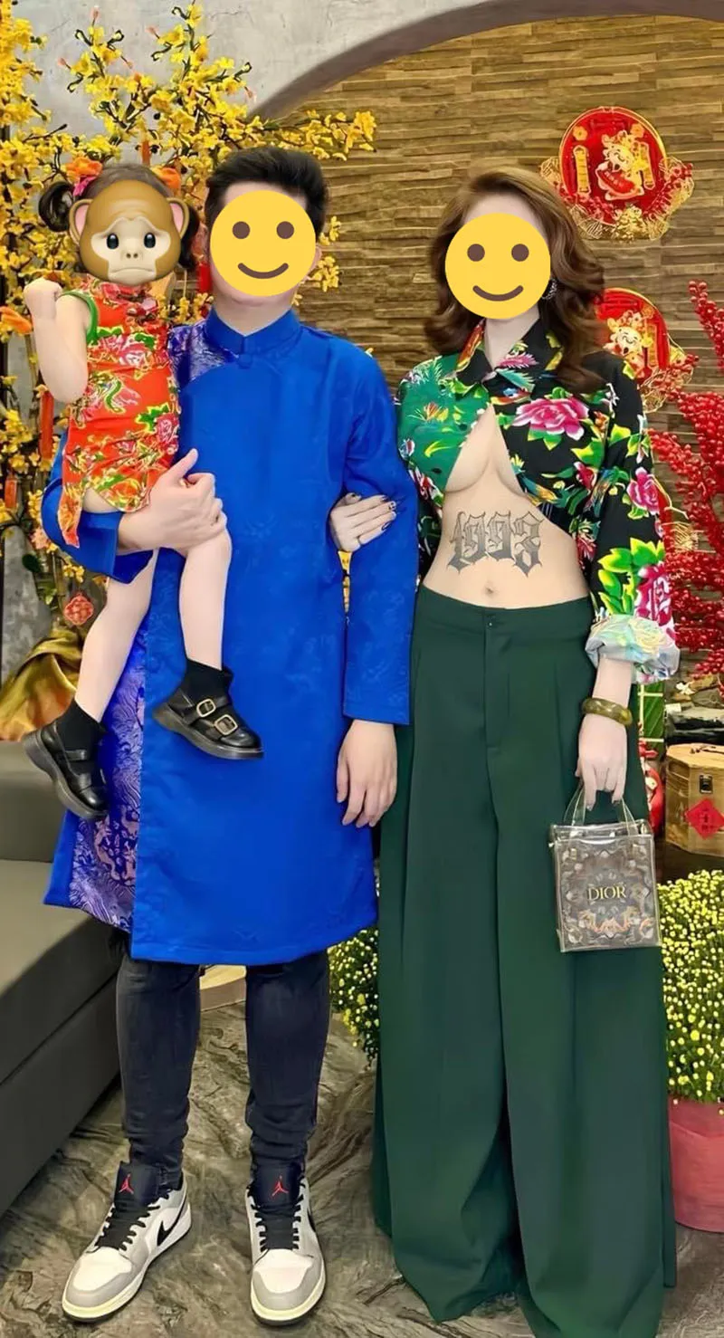 co-gai-khoe-outfit-du-xuan-dau-nam-cua-gia-dinh-nhung-khien-dan-mang-phan-ung-cuc-manh-3