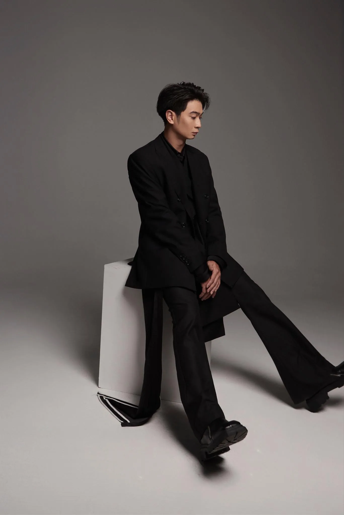 giam-doc-am-nhac-tet-dep--slimv-toi-huong-den-su-hien-dai-tre-trung-nhung-van-mang-ngon-ngu-am-nhac-cua-minh-5