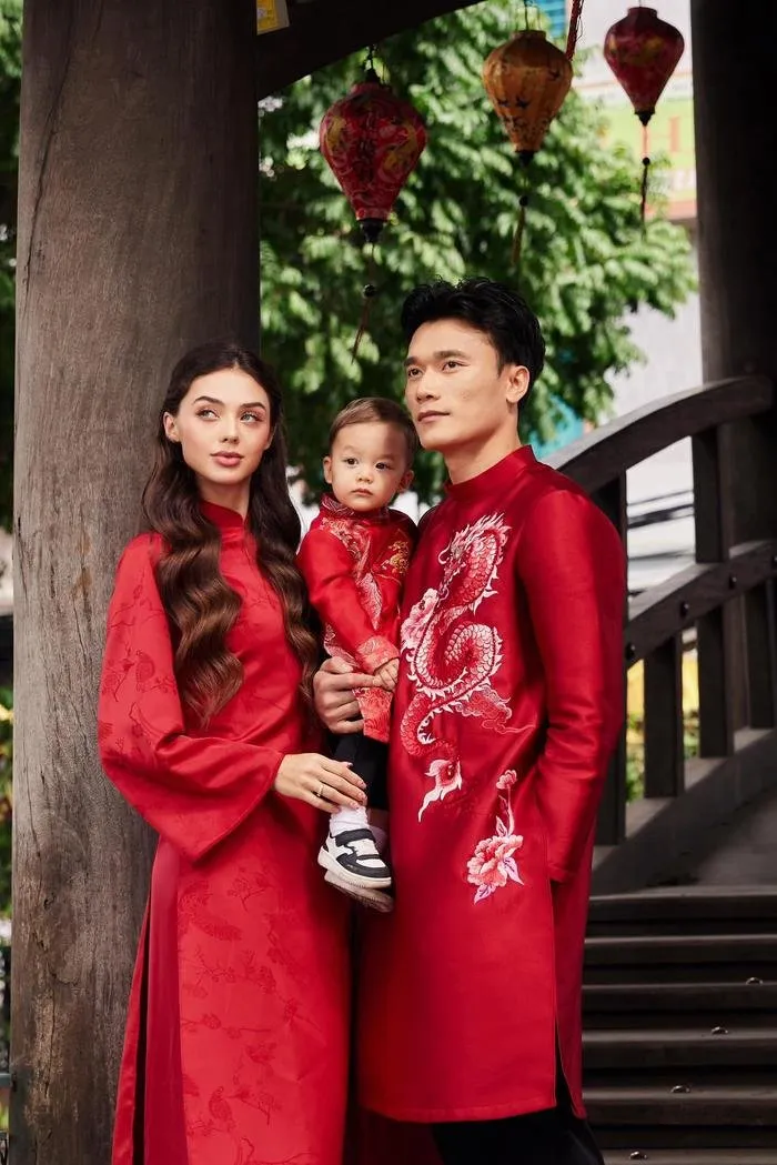 vo-tay-2k-cua-bui-tien-dung-khoe-nhan-sac-10-diem-khi-dien-trang-phuc-cua-nguoi-muong-chuan-dau-viet-nam-6