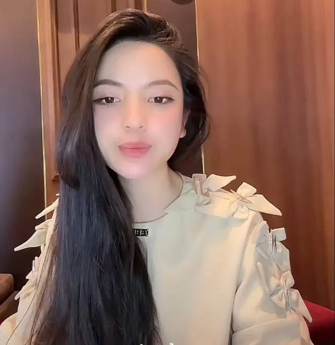 cuoi-voi-dau-nam-2024-chu-thanh-huyen-boc-tran-thai-do-cua-me-chong-va-chi-dau-ben-chong-khi-ve-choi-dip-tet-1