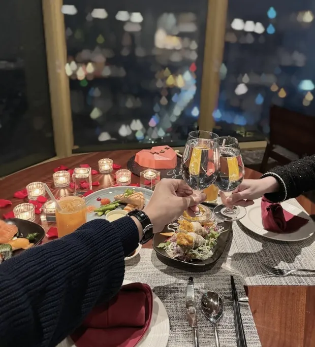 nang-ngoc-nu-28-tuoi-cua-man-anh-viet-lo-anh-an-toi-cung-sao-nam-dien-trai-ngam-xac-nhan-hen-ho-ngay-valentine-4