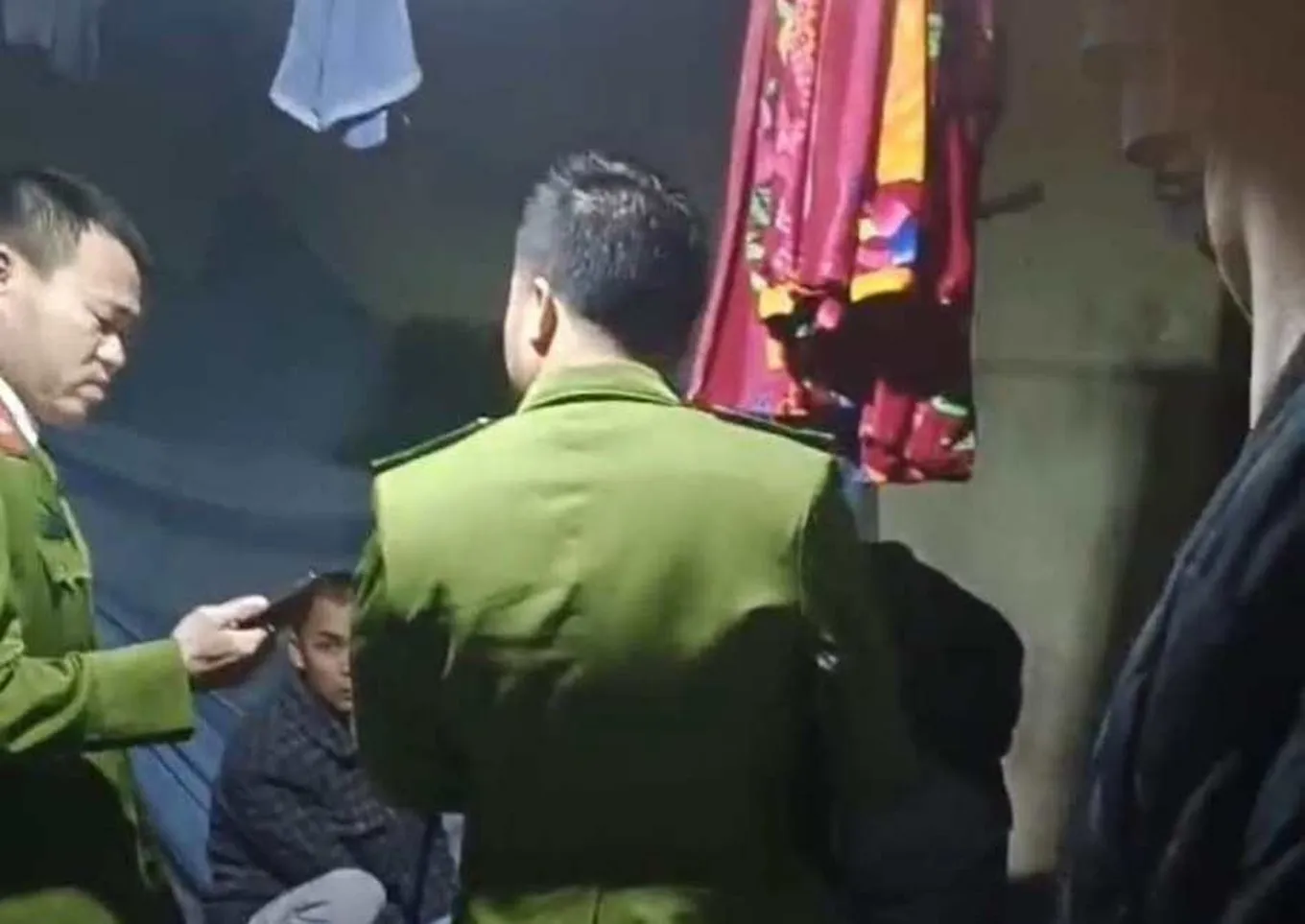 dien-bien-moi-trong-vu-nghi-pham-ra-tay-voi-be-trai-3-tuoi-o-ha-noi-vao-ngay-mung-2-tet-1