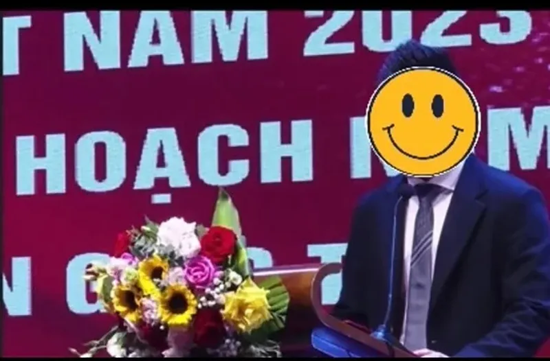 ro-hinh-anh-nghi-van-do-thi-ha-hen-ho-thieu-gia-tap-doan-nghin-ty-phia-hoa-hau-lan-dau-len-tieng-3