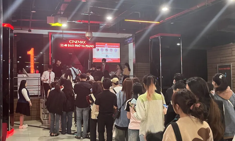 cong-bo-danh-sach-11-tinh-thanh-se-chieu-dao-pho-va-piano-ke-tu-ngay-22-2-2