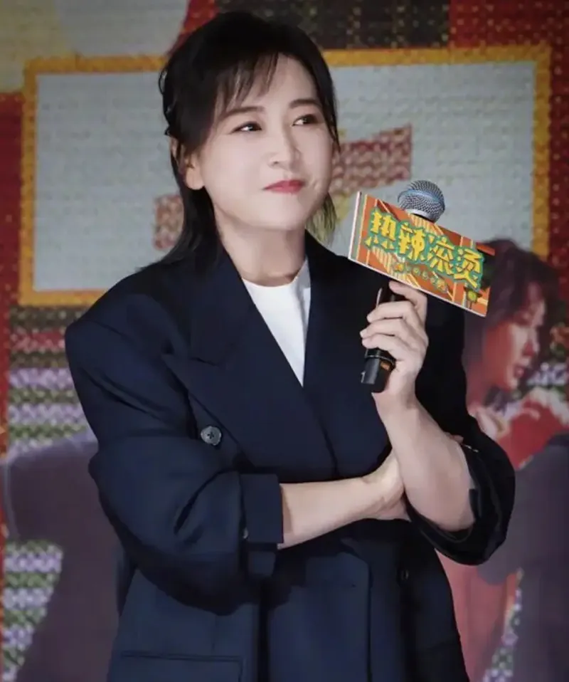 gia-linh-bi-khui-bi-mat-ket-hon-6-nam-voi-dong-nghiep-kem-7-tuoi-3