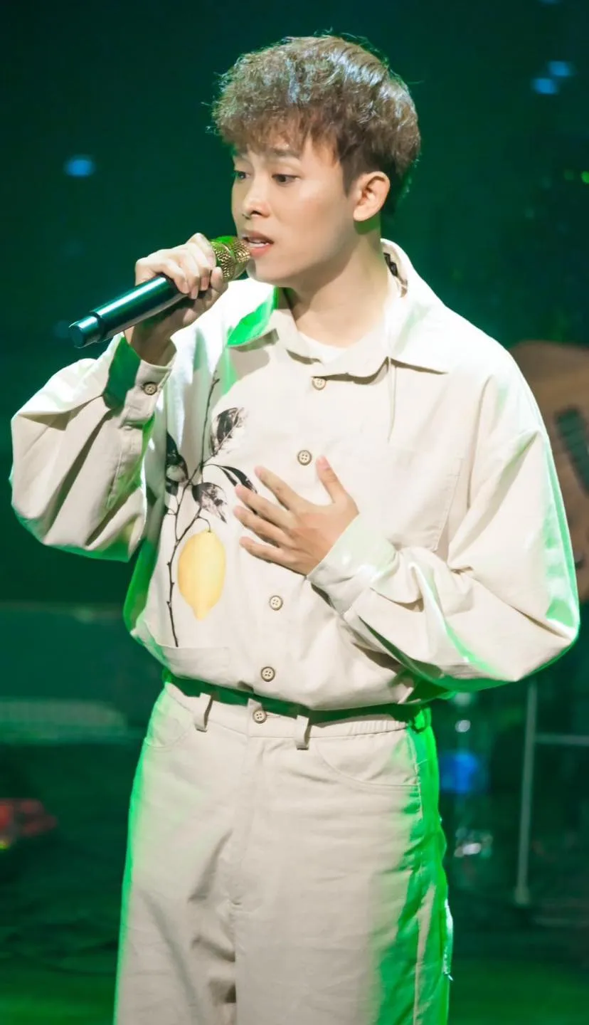 ho-van-cuong-chi-dien-4-show-xuyen-tet-khan-gia-tang-nong-khong-duoi-500-trieu-dong-co-ca-vang-9999-7