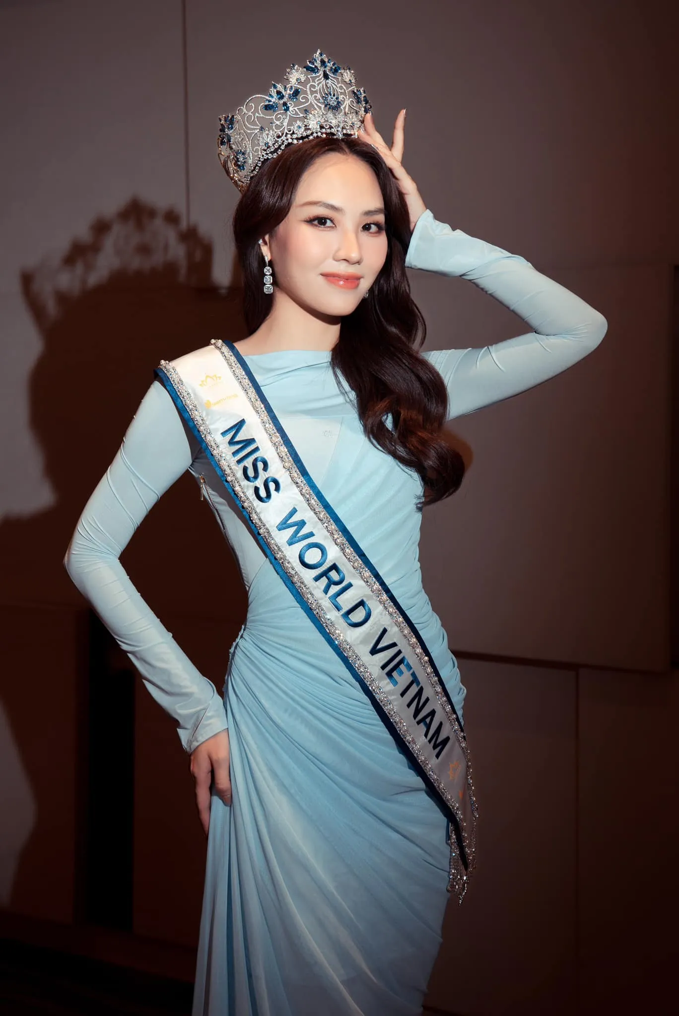 mai-phuong-tang-hang-co-co-hoi-dac-cach-vao-top-40-miss-world-9