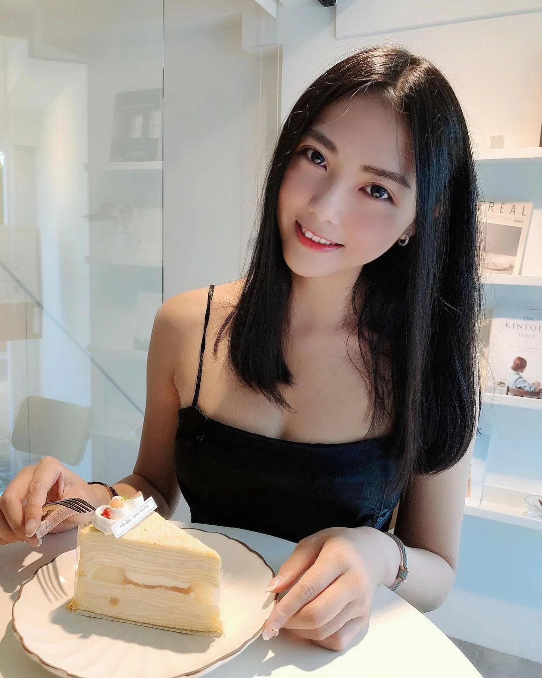 sharon-tran-cap-ke-dai-gia-u70-bi-kien-doi-lai-86-ty-sau-chia-tay-3