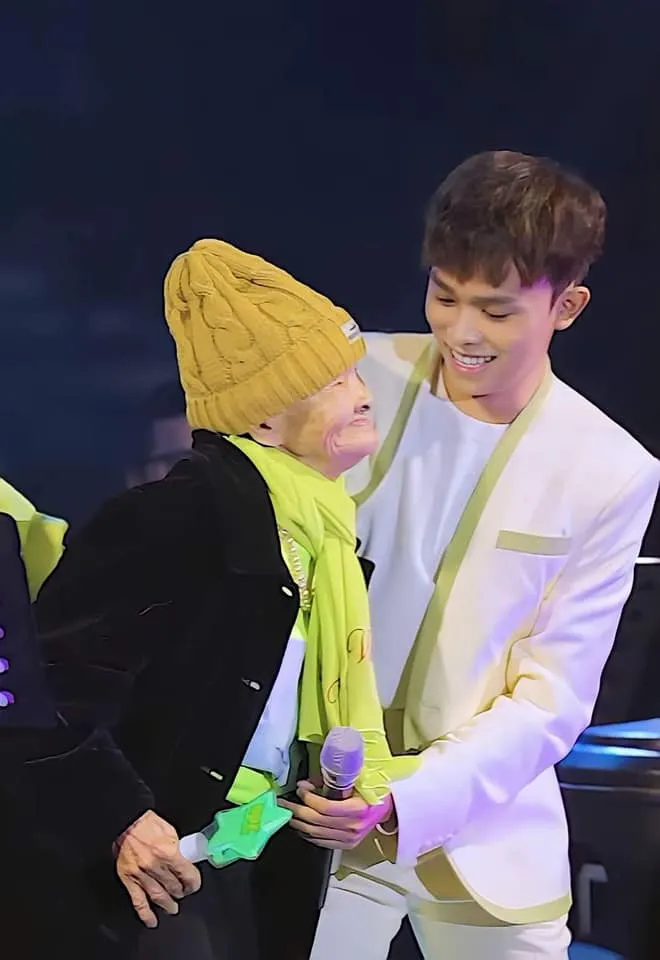 ho-van-cuong-la-ca-si-doc-la-nhat-viet-nam-vi-3-ly-do-2