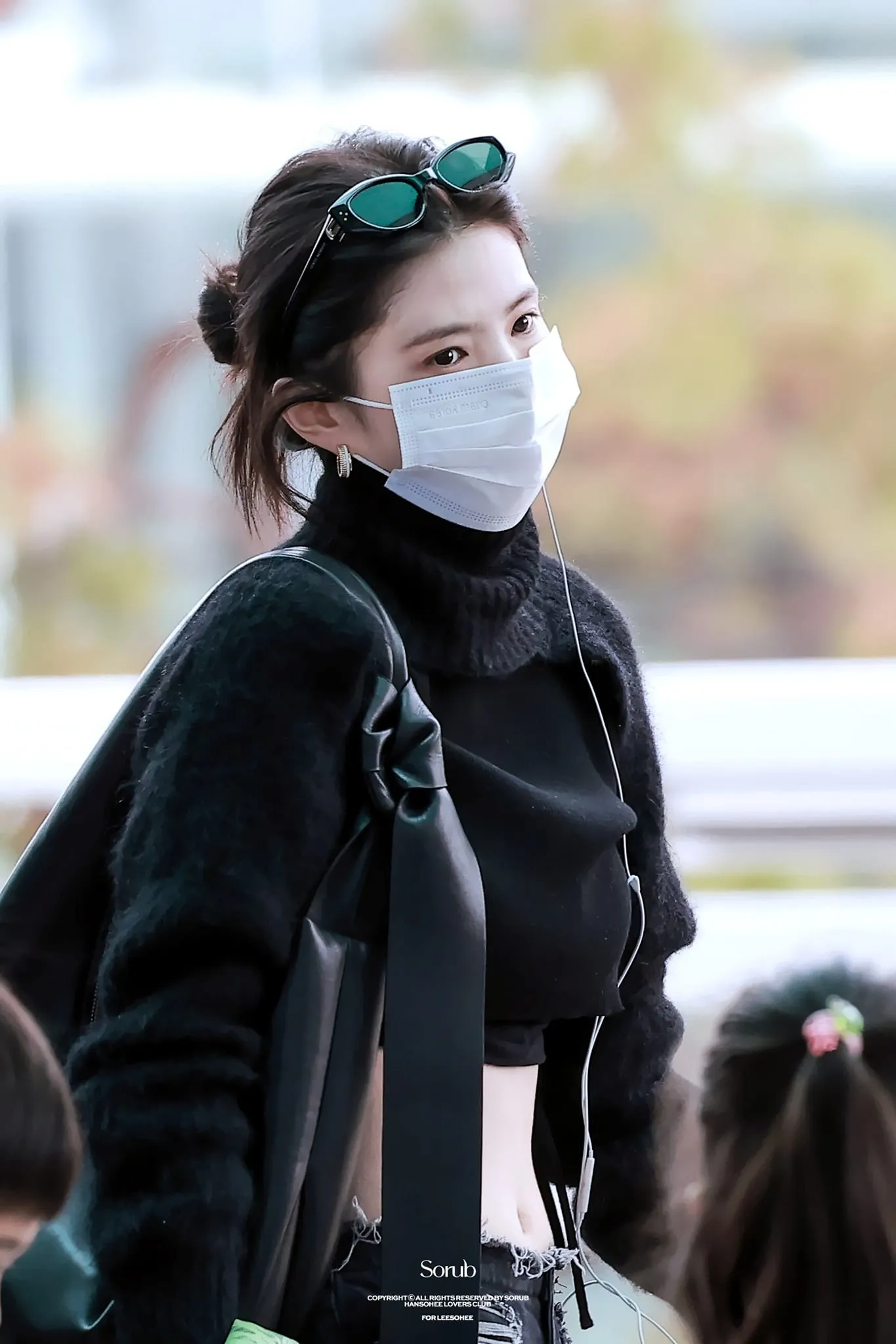 han-so-hee-bi-dim-tham-vi-lop-trang-diem-phan-chu-14