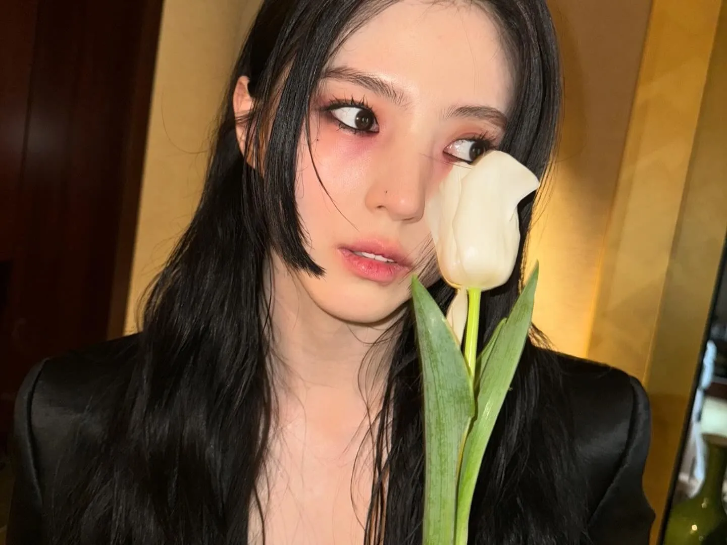 han-so-hee-bi-dim-tham-vi-lop-trang-diem-phan-chu-3