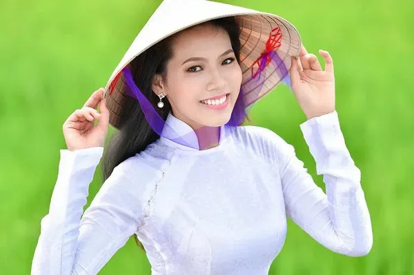 truc-mai-tung-thua-nam-em-o-cuoc-thi-hoa-khoi-2015-bong-hot-tro-lai-8