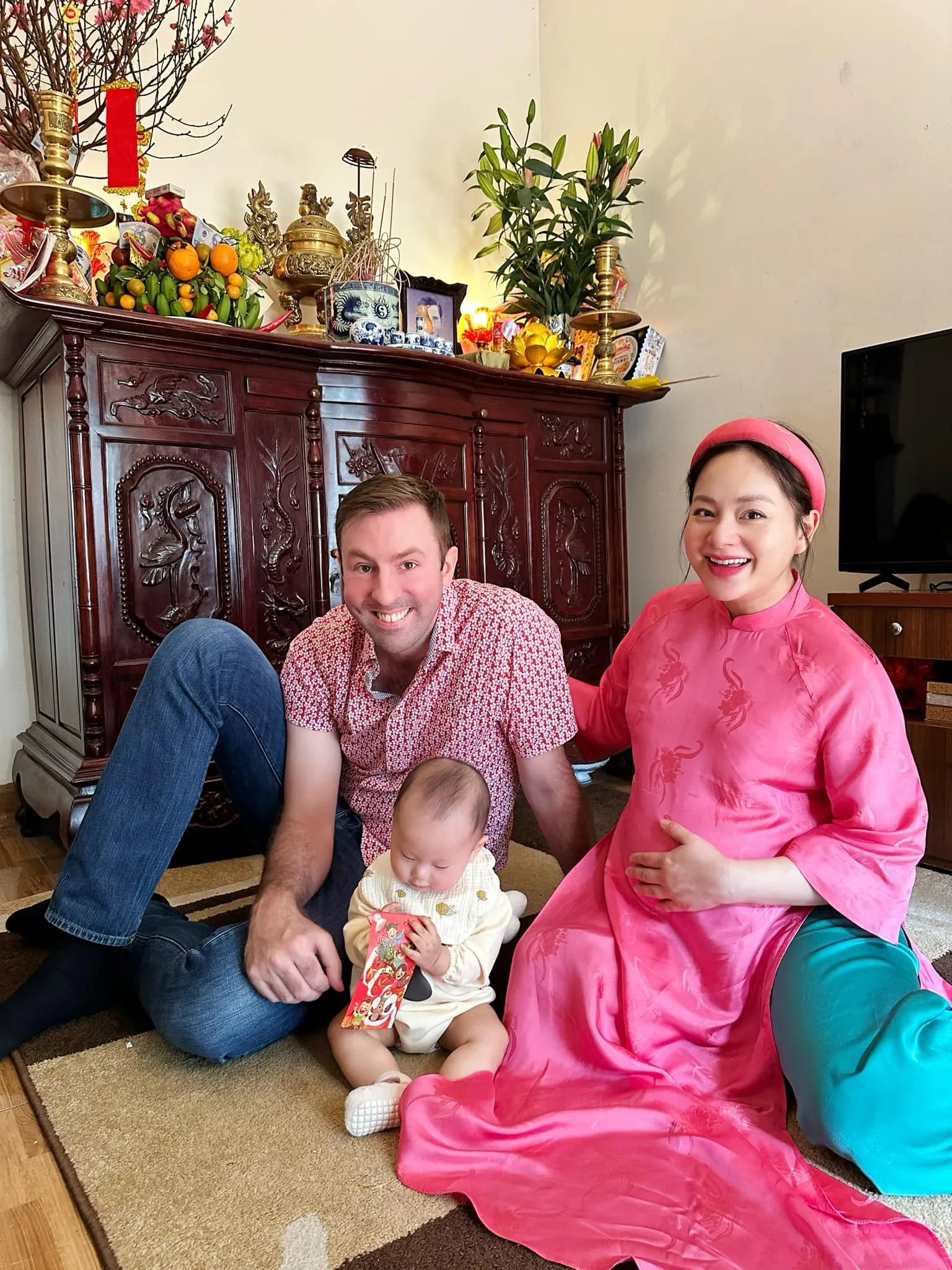 lan-phuong-sinh-ha-con-thu-2-va-su-trung-hop-dac-biet-3-the-he-2