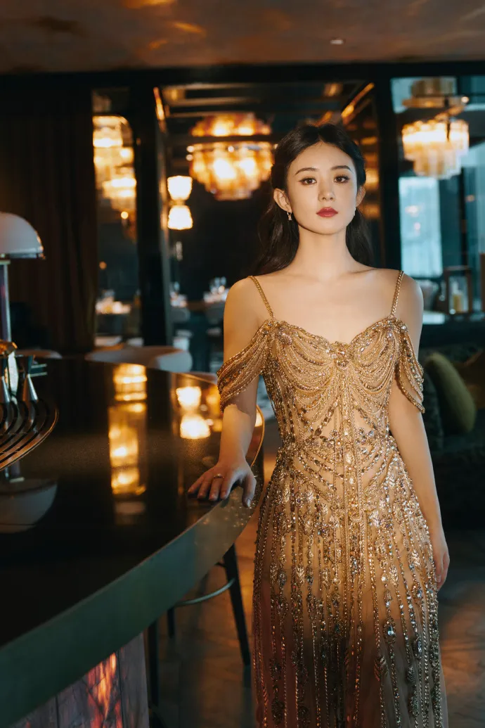 top-10-sao-hoa-ngu-vuot-100-ty-luot-xem-chu-de-douyin-2