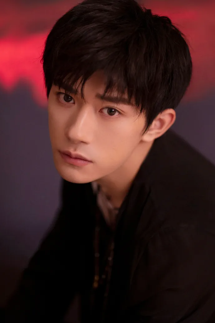 top-10-sao-hoa-ngu-vuot-100-ty-luot-xem-chu-de-douyin-21