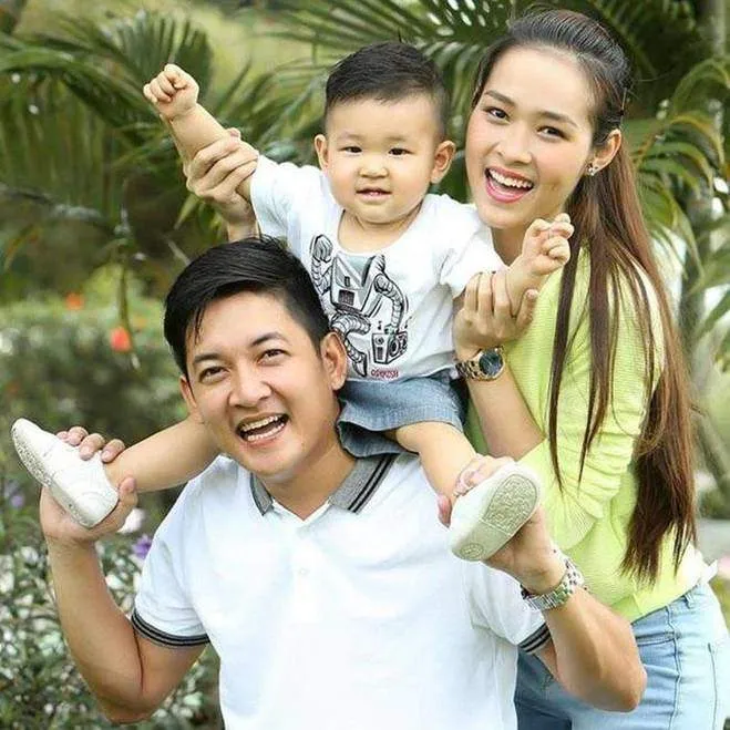 diep-bao-ngoc-lam-me-don-than-dat-ten-con-3-chu-theo-ho-cha-10