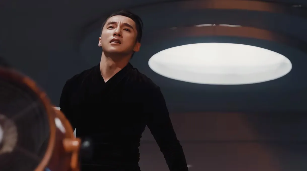 son-tung-khen-hai-tu-rat-hanh-phuc-ai-cung-ghen-ti-2