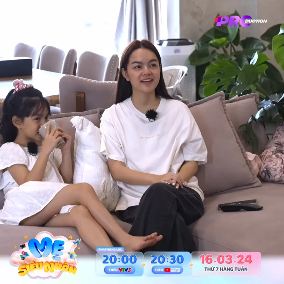 diep-lam-anh-bat-ngo-den-nha-pham-quynh-anh-trong-show-me-sieu-nhan-1