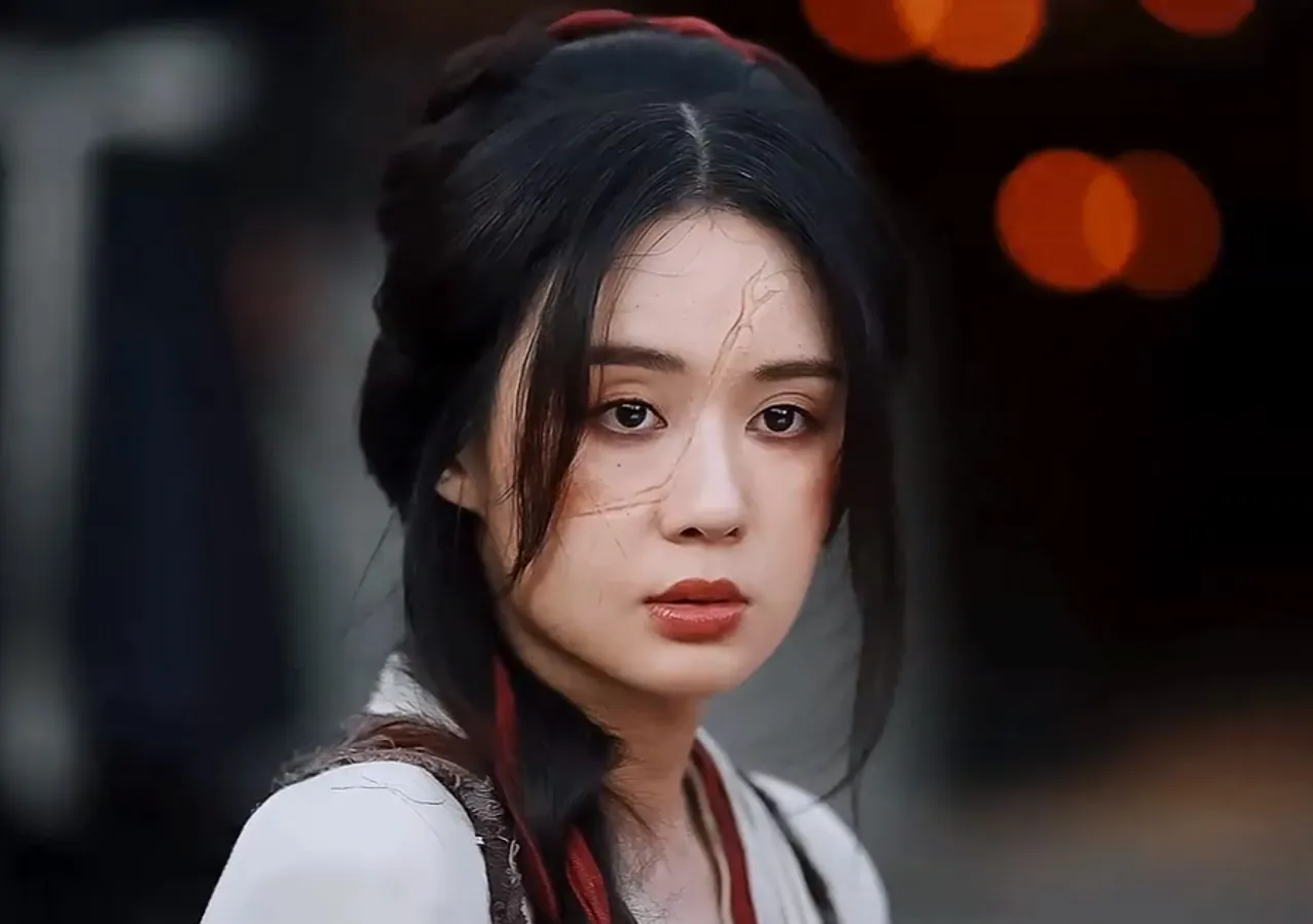 trinh-hop-hue-tu-trong-hoa-gian-lenh-giat-het-spotlight-cuc-tinh-y-2