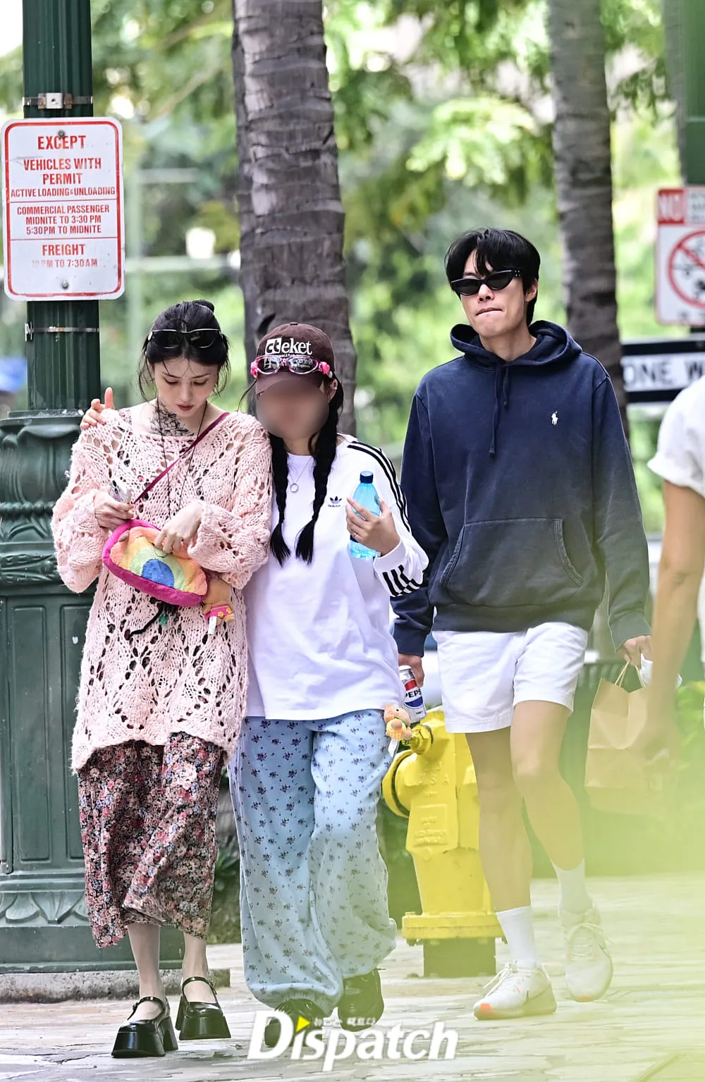 dispatch-tung-anh-than-mat-cua-han-so-hee-va-ryu-jun-yeol-o-hawaii-4