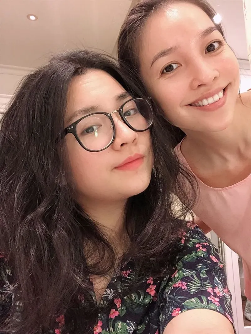 hien-thuc-dat-ten-4-chu-cho-con-gai-long-ghep-ca-ten-me-cuc-chuan-1
