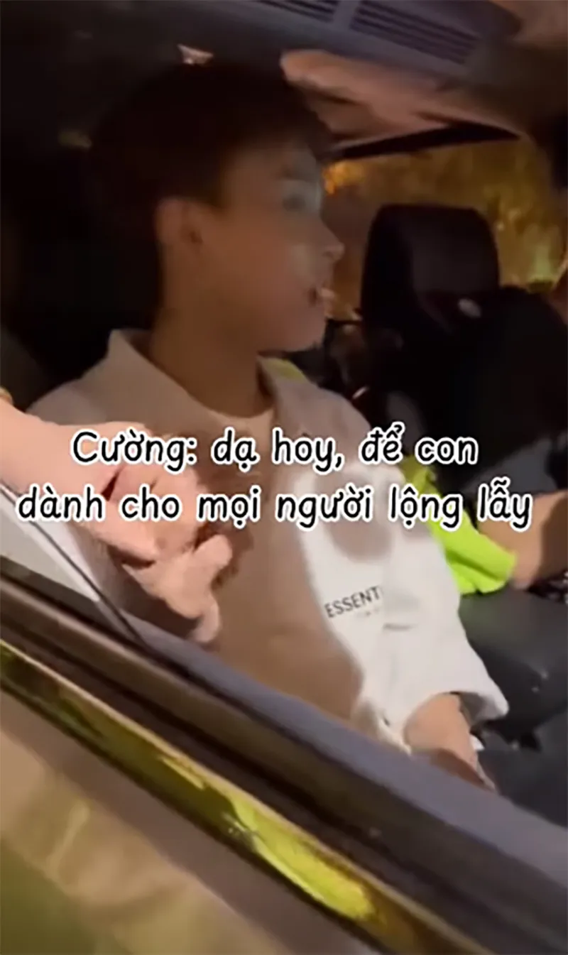 ho-van-cuong-nam-tay-fan-o-hau-truong-tiet-lo-dieu-dac-biet-3