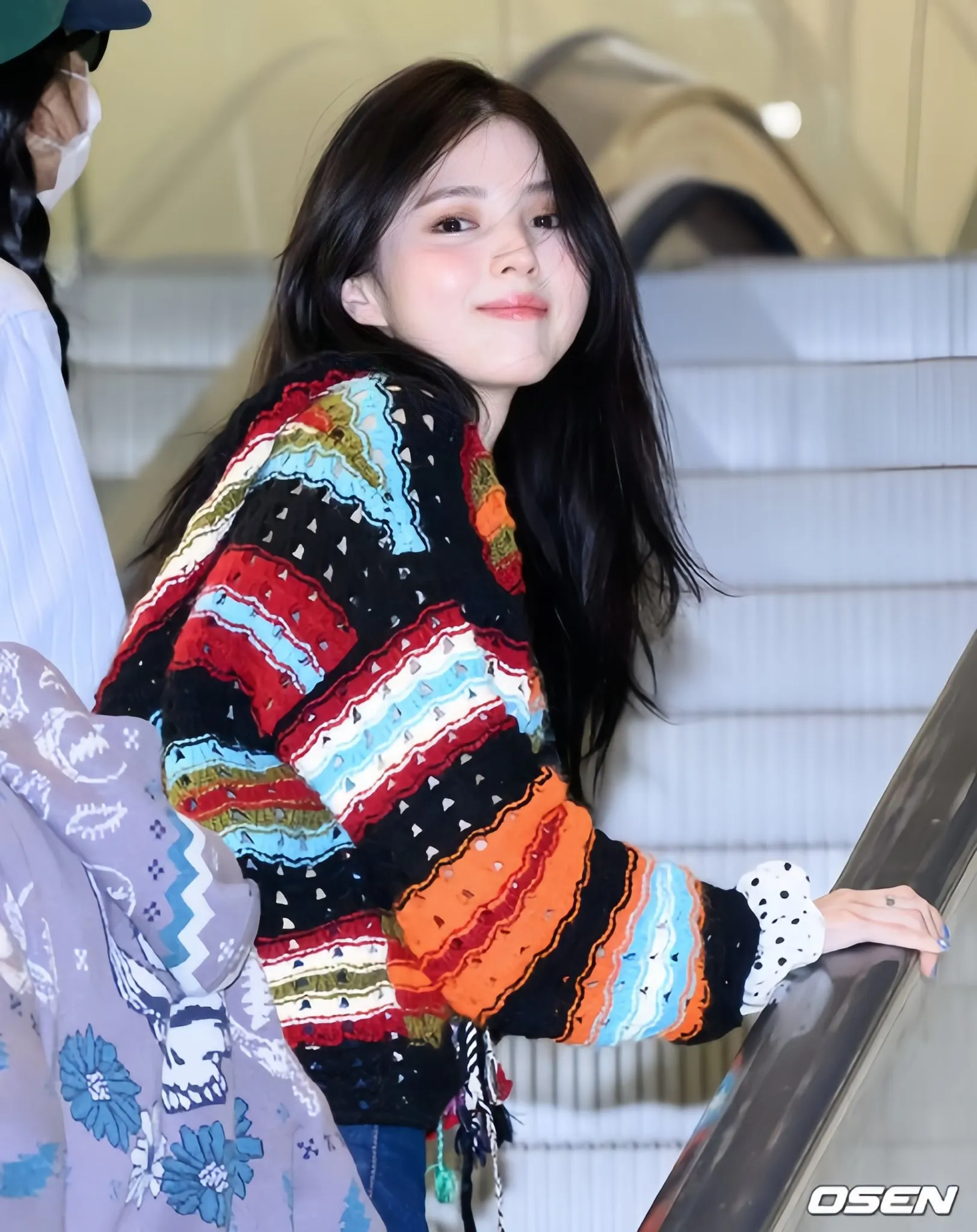 han-so-hee-thiet-hai-bao-nhieu-sau-khi-yeu-ryu-jun-yeol-4