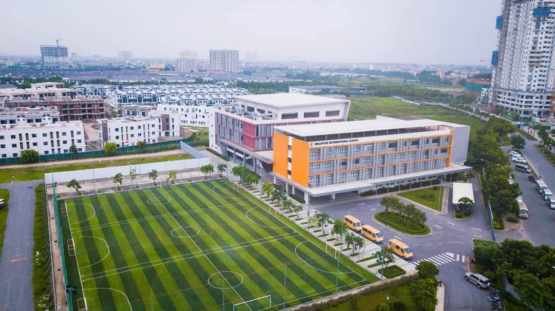 hoc-phi-truong-quoc-te-o-ha-noi-va-tp-hcm-dat-top-dau-khu-vuc-2