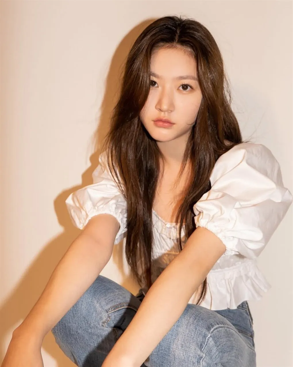 kim-soo-hyun-lo-anh-than-mat-voi-kim-sae-ron-luc-nua-dem-6