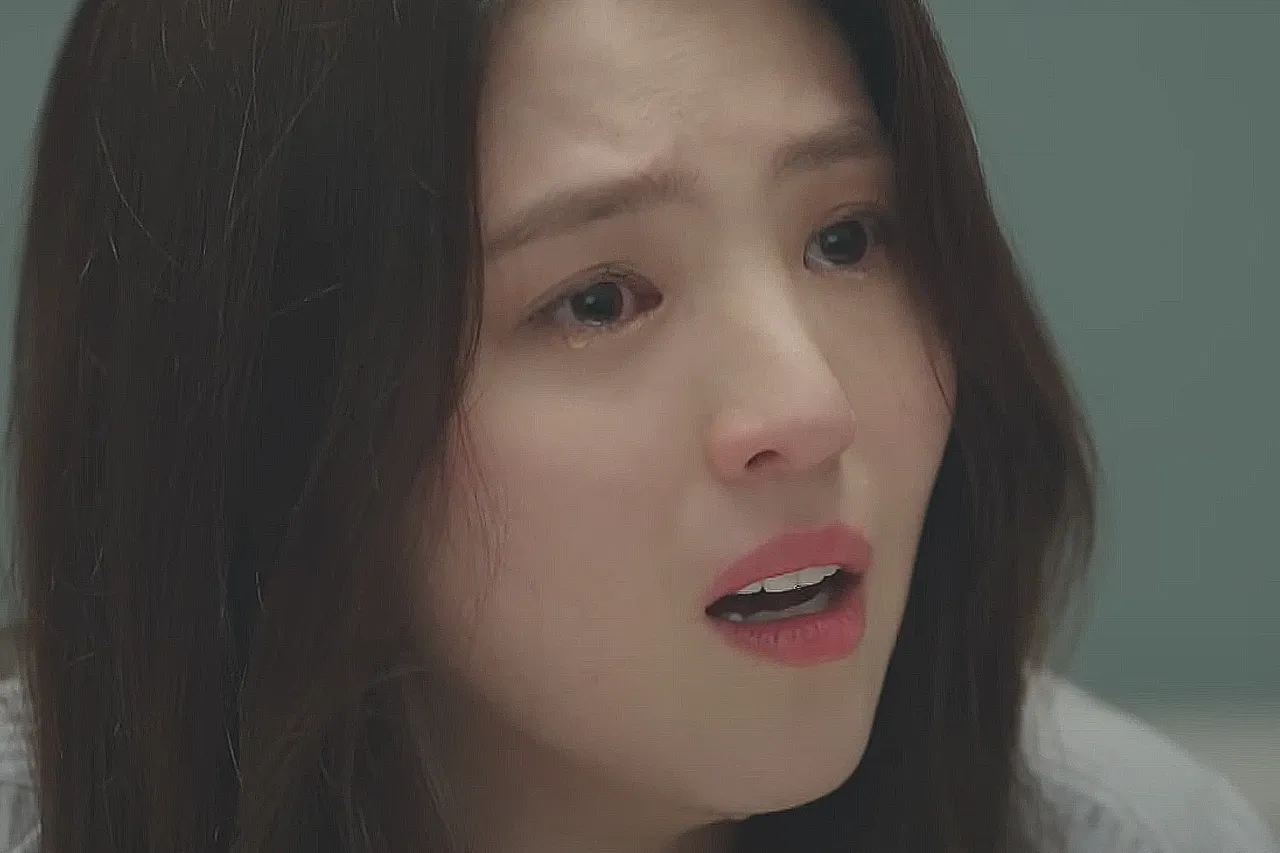 han-so-hee-va-8-bo-phim-lam-nen-ten-tuoi-nu-than-the-he-moi-1