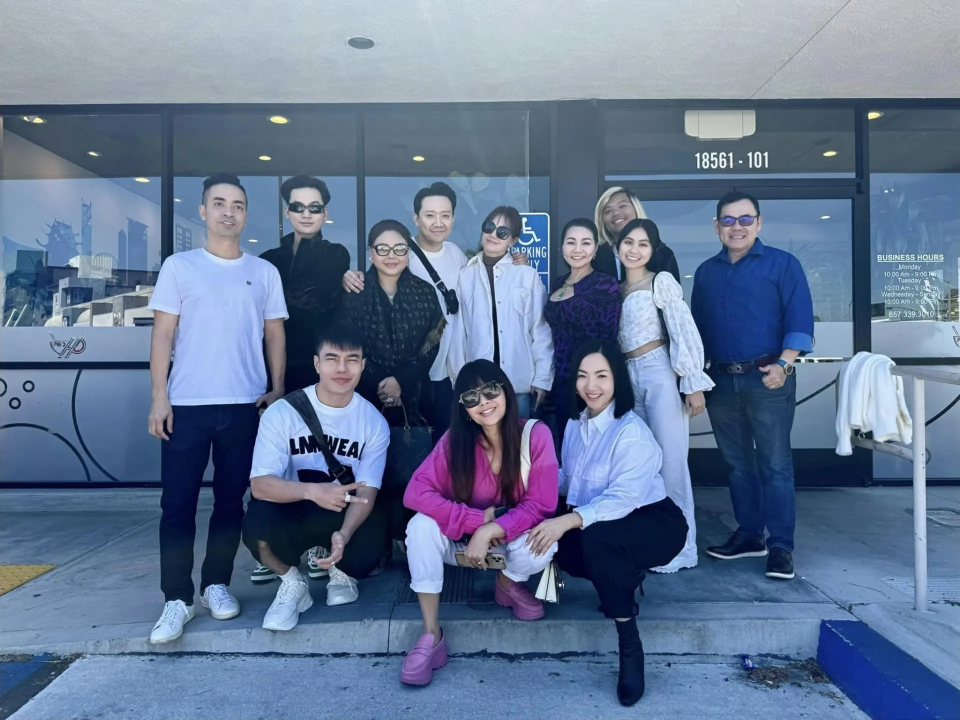 viet-huong-noi-gi-khi-bi-don-nghi-choi-tran-thanh-khi-sang-my-9