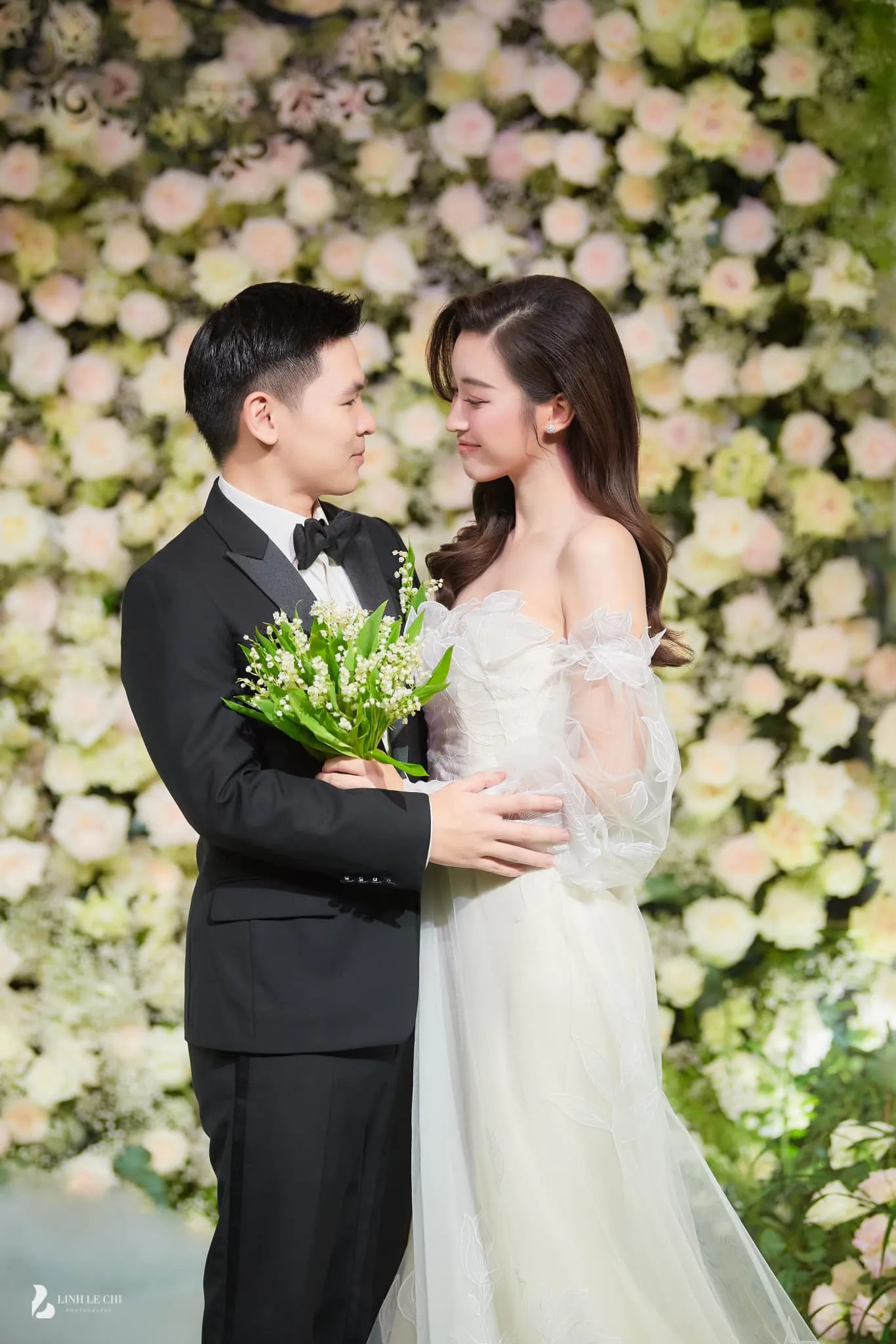 nhiep-anh-gia-trong-vu-on-ao-anh-cuoi-quang-hai-chu-thanh-huyen-la-ai-9