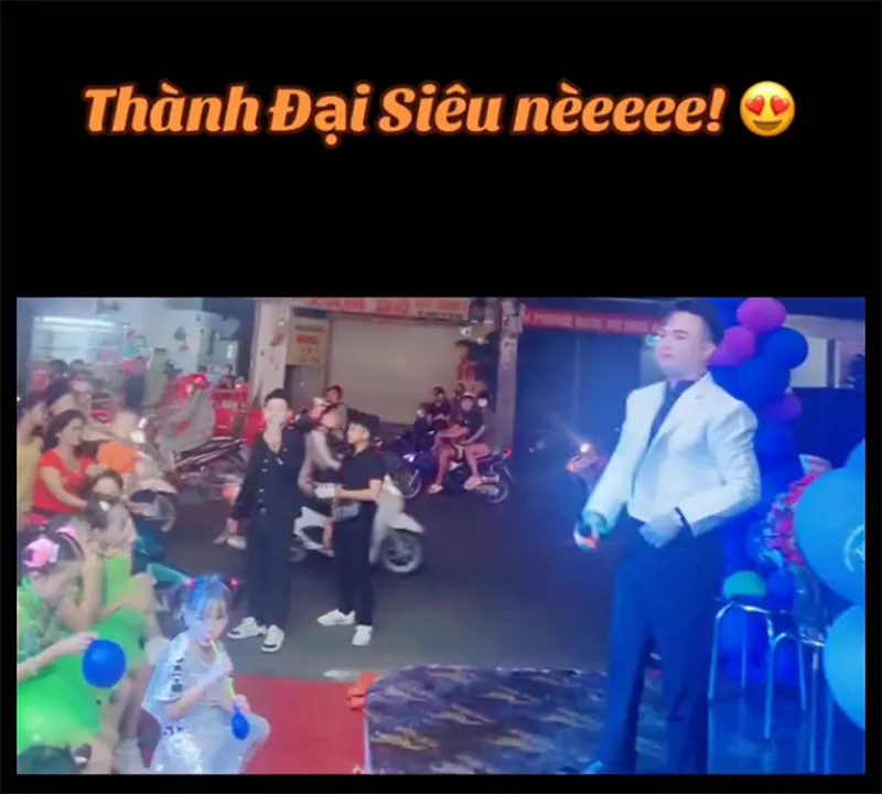 thanh-dai-sieu-tung-noi-tieng-mot-thoi-nay-phai-di-hat-dao-le-duong-7