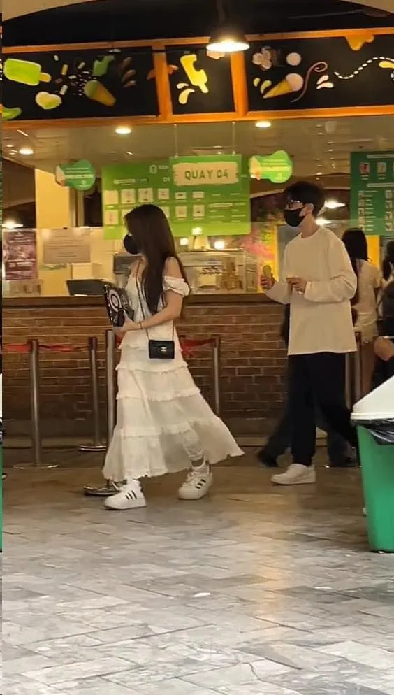 nu-tiktoker-ngoc-kem-nam-tay-viruss-di-an-kem-la-ai-8