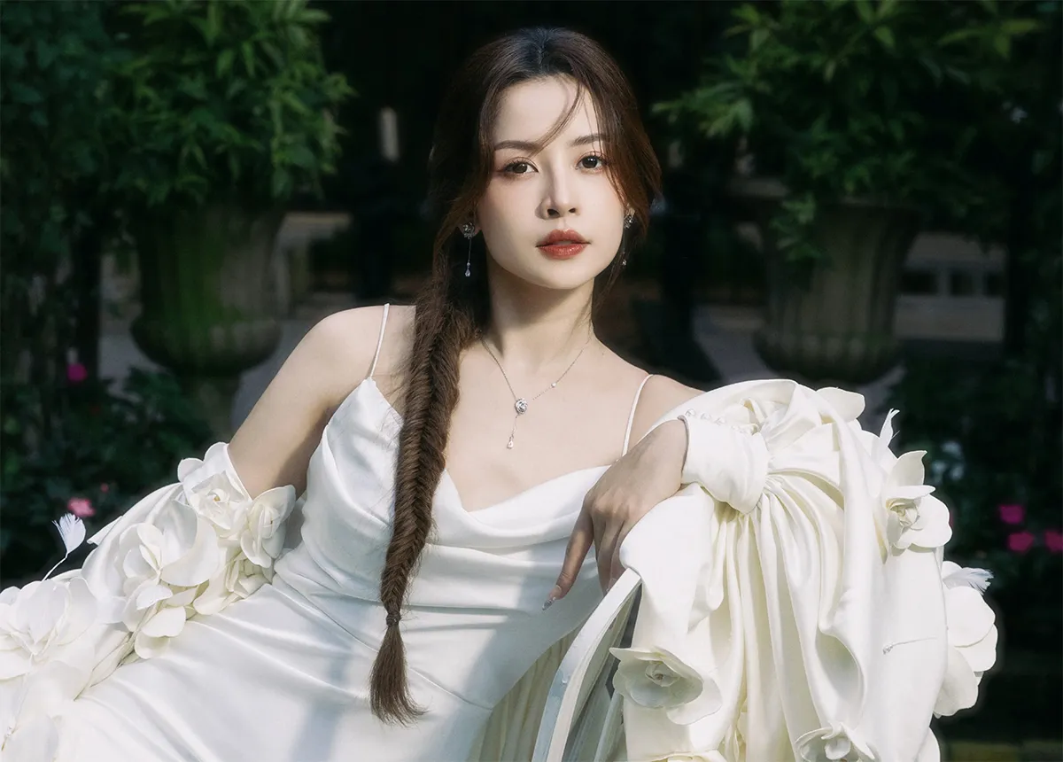 chi-pu-mac-do-co-trang-quay-phim-hoa-ngu-thuc-hu-the-nao-7