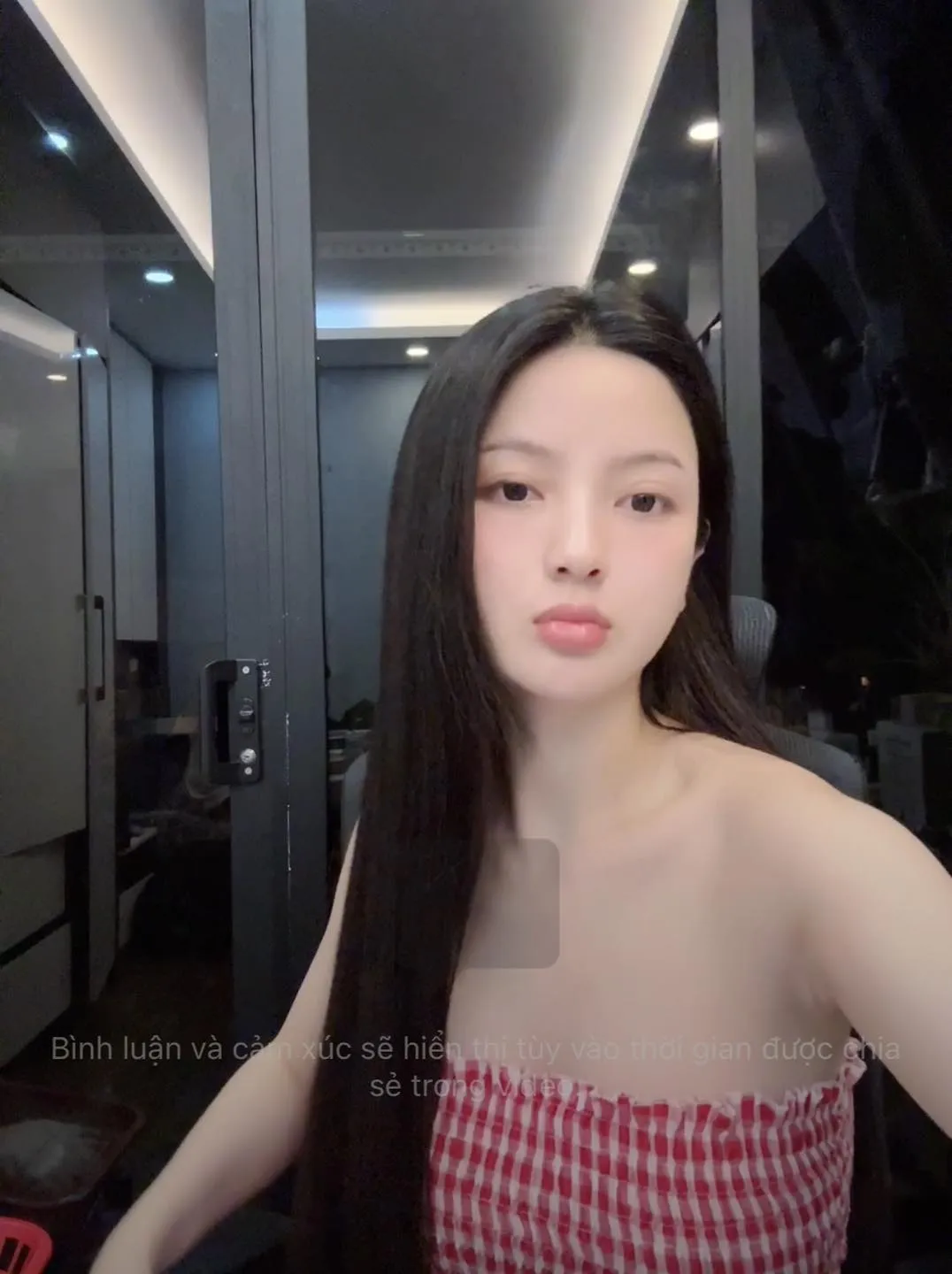 chu-thanh-huyen-phu-nhan-tung-co-1-doi-chong-3