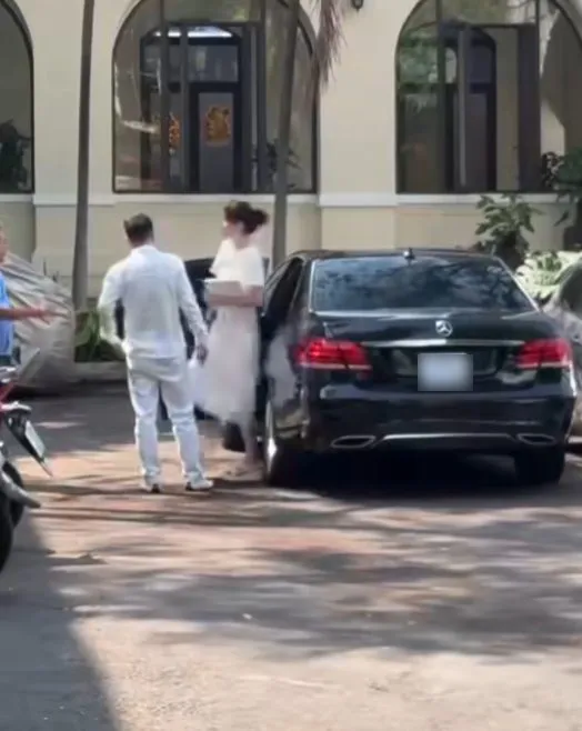 nam-em-tam-dung-hoat-dong-showbiz-hua-se-quay-lai-vao-1-ngay-nao-do-10