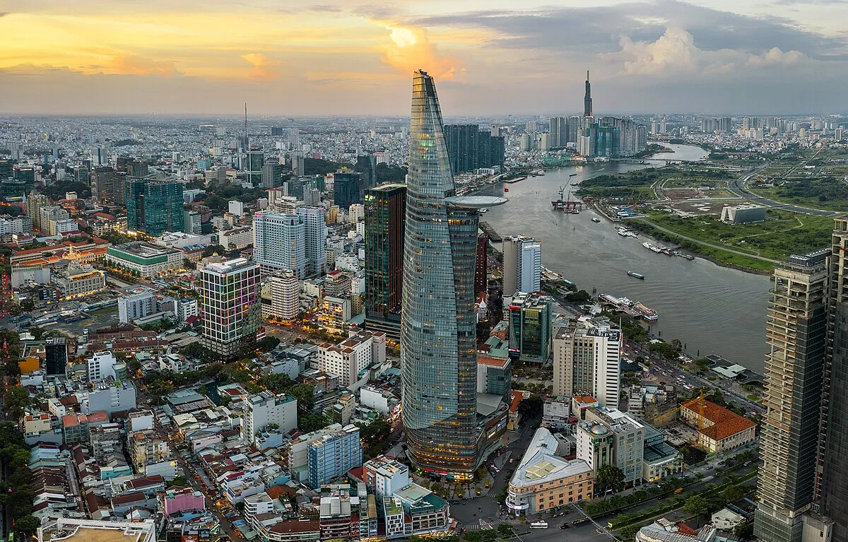 nguoi-viet-nam-thich-di-du-lich-o-thai-lan-va-singapore-12
