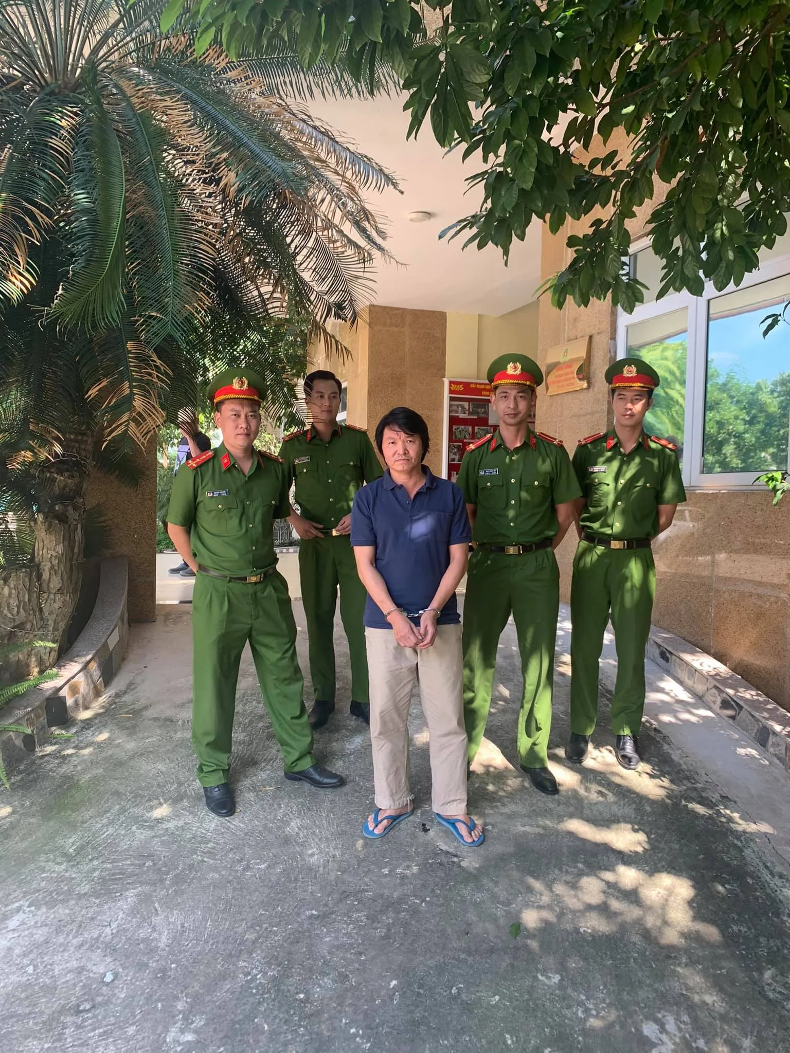 danh-thai-vao-tu-nhieu-nhat-man-anh-viet-suyt-khong-lay-duoc-vo-1
