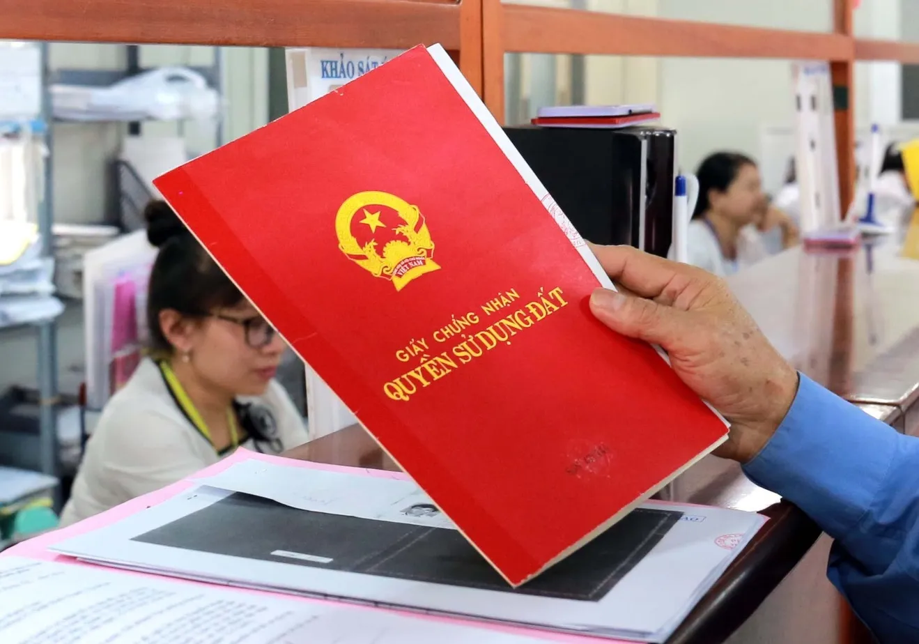 nhung-giay-to-can-cap-nhat-truoc-khi-chung-minh-nhan-dan-bi-khai-tu-4