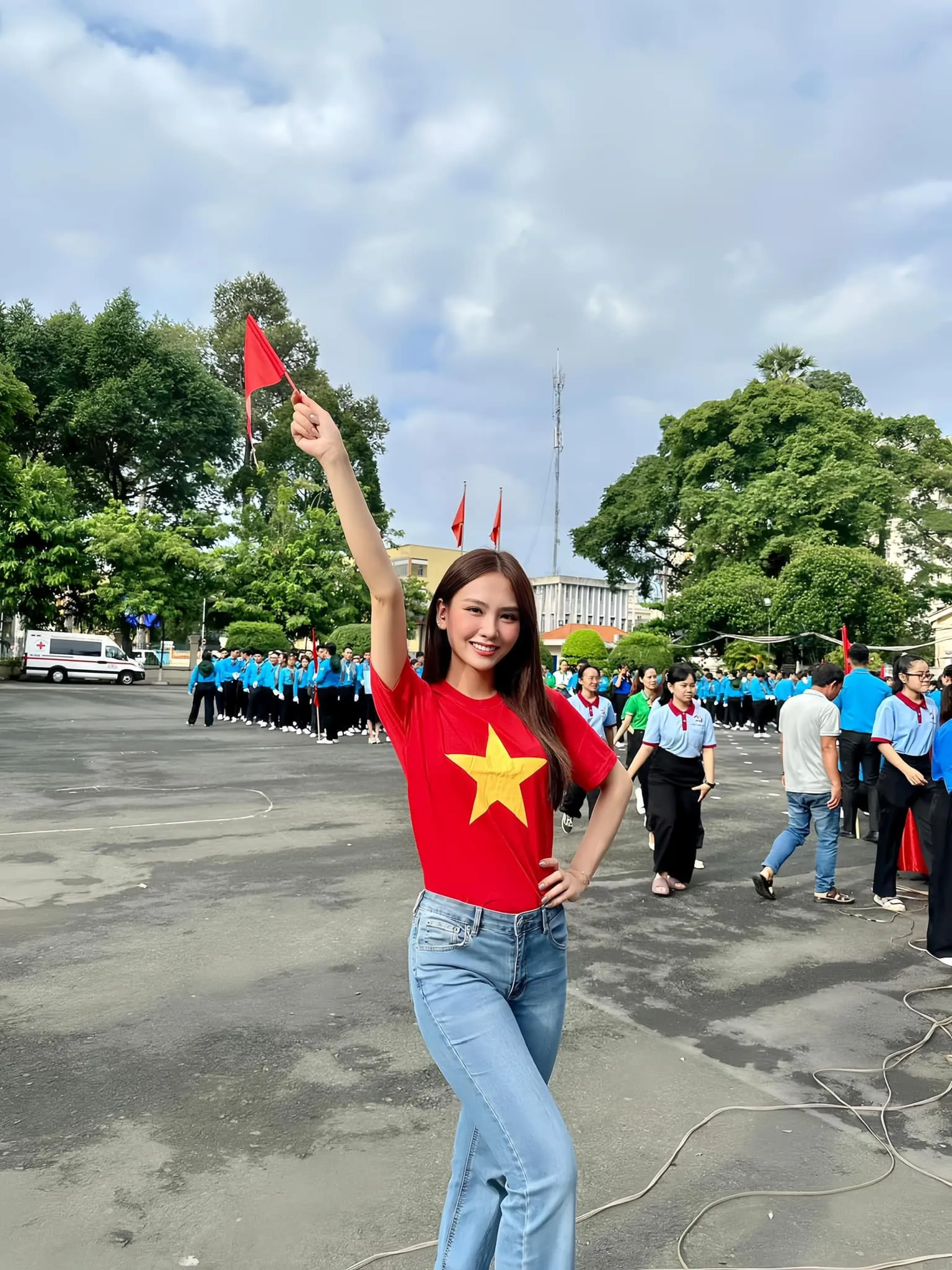 hoa-hau-mai-phuong-an-dinh-thoi-gian-sang-my-doan-tu-bo-me-2