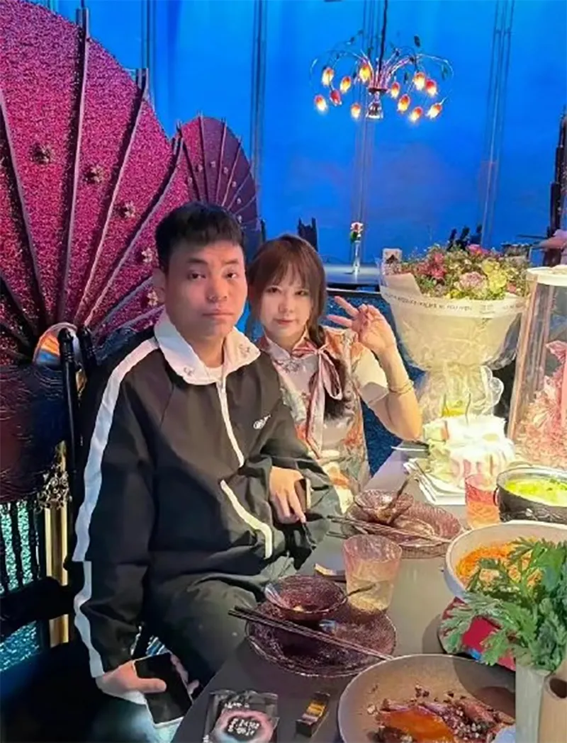 chi-gai-meo-beo-vach-tran-dam-truc-khong-hoa-giai-4