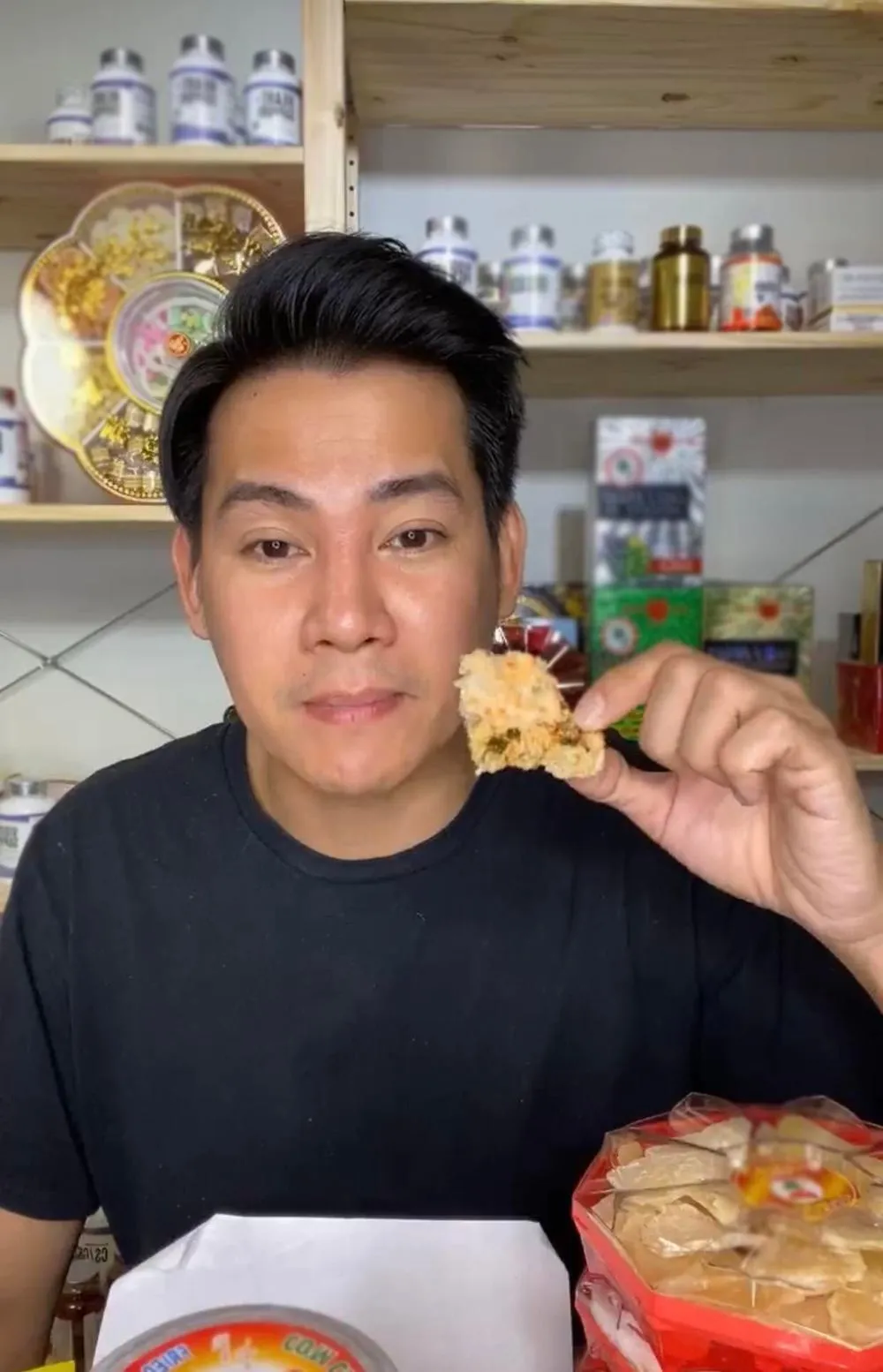 phung-ngoc-huy-dap-tra-binh-luan-kem-duyen-ve-gioi-tinh-8