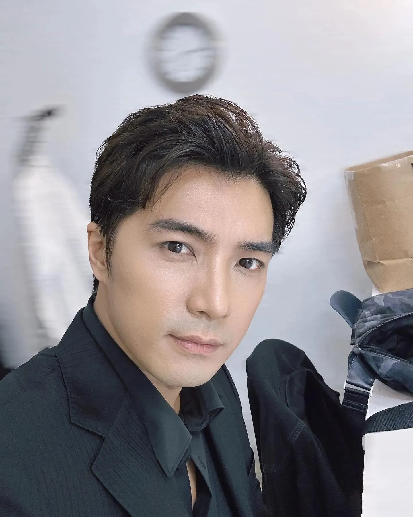 ha-quan-tuong-bi-bat-khan-cap-sau-khi-bi-to-tan-cong-tinh-duc-4