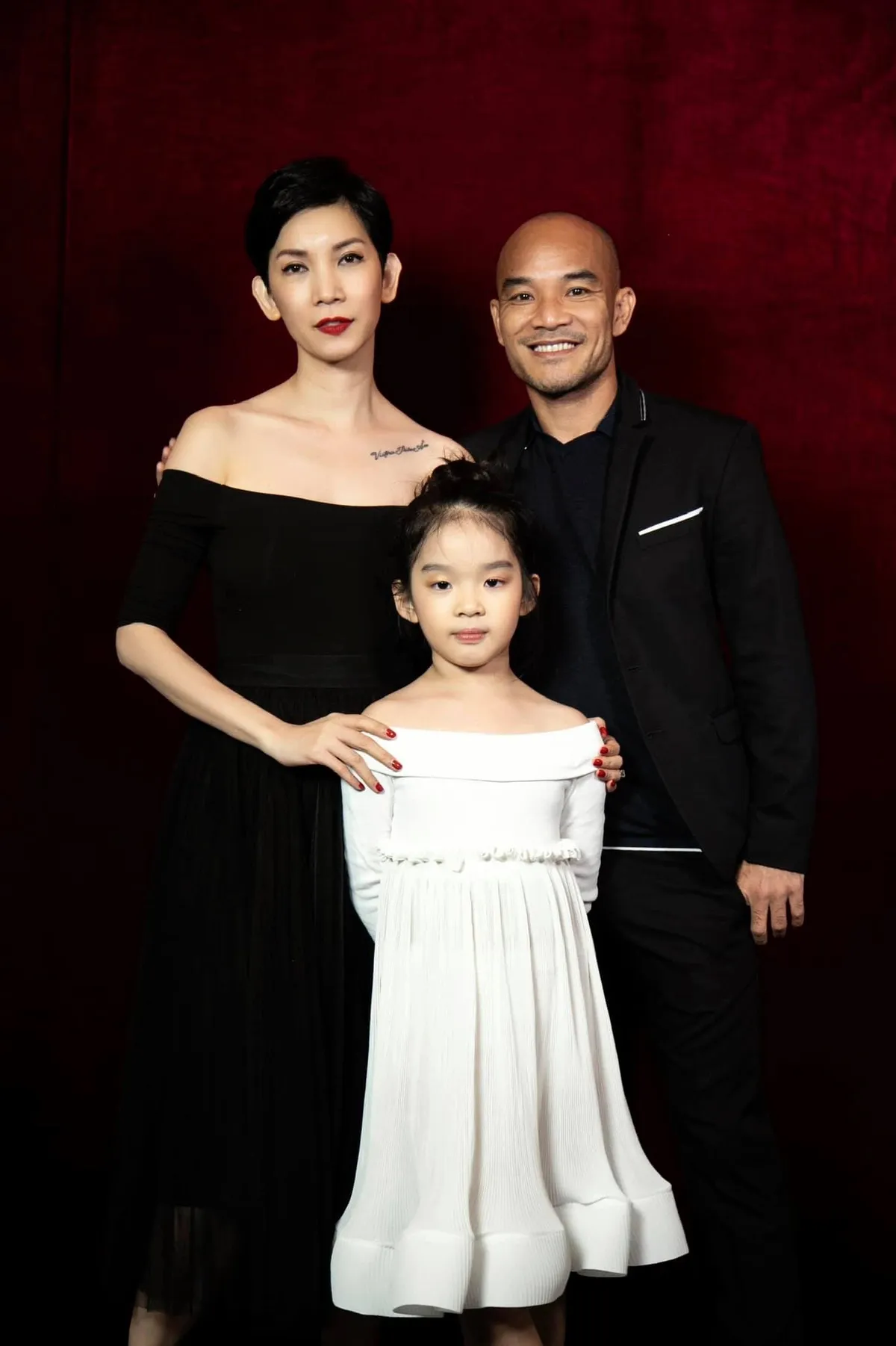 dam-cuoi-xuan-lan-bi-an-nhat-vbiz-chu-re-den-ngay-cuoi-moi-lo-dien-8