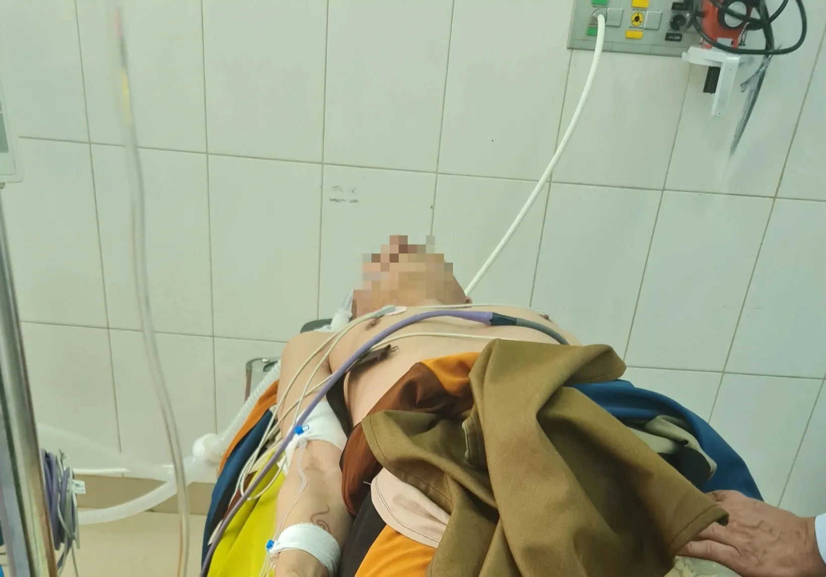 vi-sao-thich-minh-tue-tu-nguyen-tu-bo-di-bo-khat-thuc-2