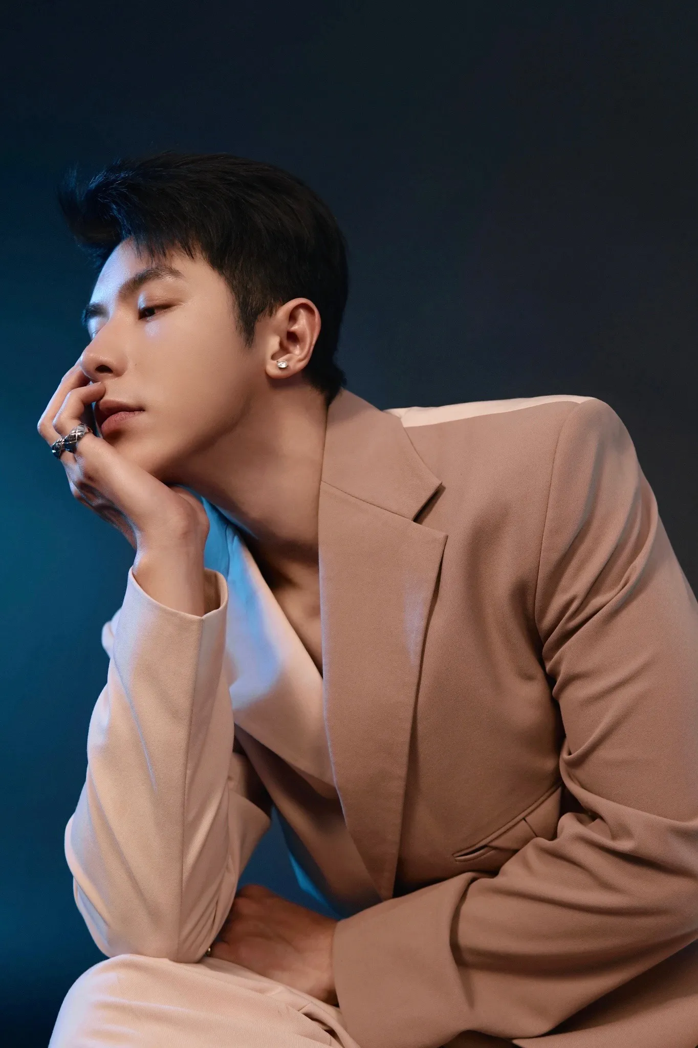 trung-huy-thieu-gia-gia-bao-dau-hao-mon-khac-toi-ngoai-doi-7