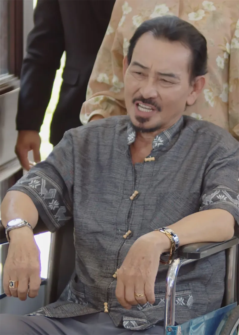 dau-hao-mon-ket-thuc-mo-bang-canh-linh-nhin-ong-phu-co-an-y-gi-3