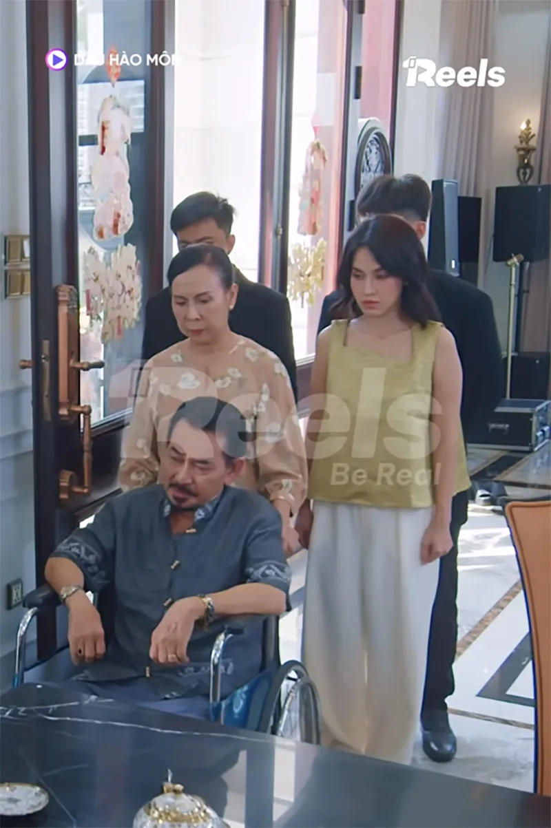 lo-ket-cuc-dau-hao-mon-trum-cuoi-xuat-hien-ba-xuan-xanh-mat-1