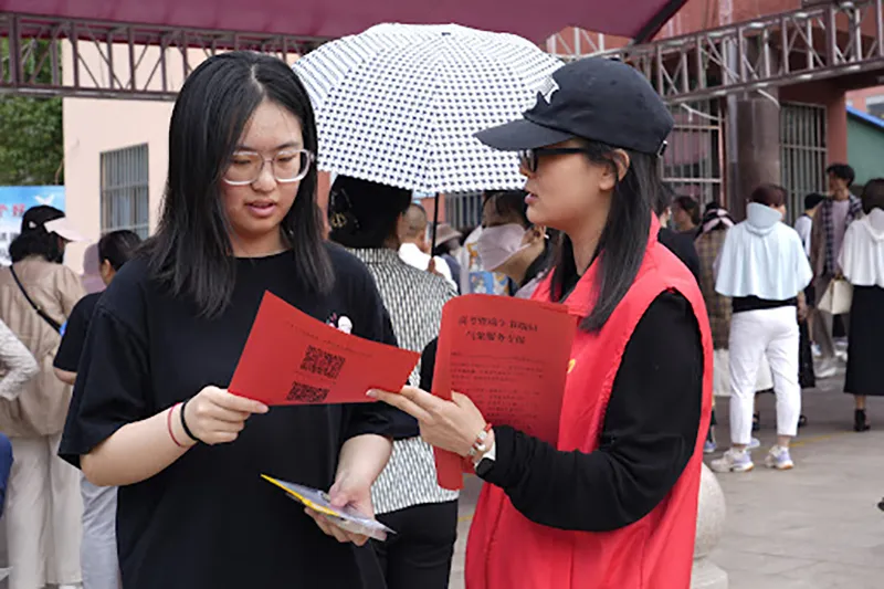 de-thi-dai-hoc-mon-van-2024-tai-trung-quoc-cuc-hack-nao-4